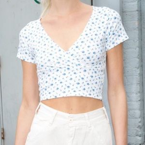 Brandy Melville floral amara top!!